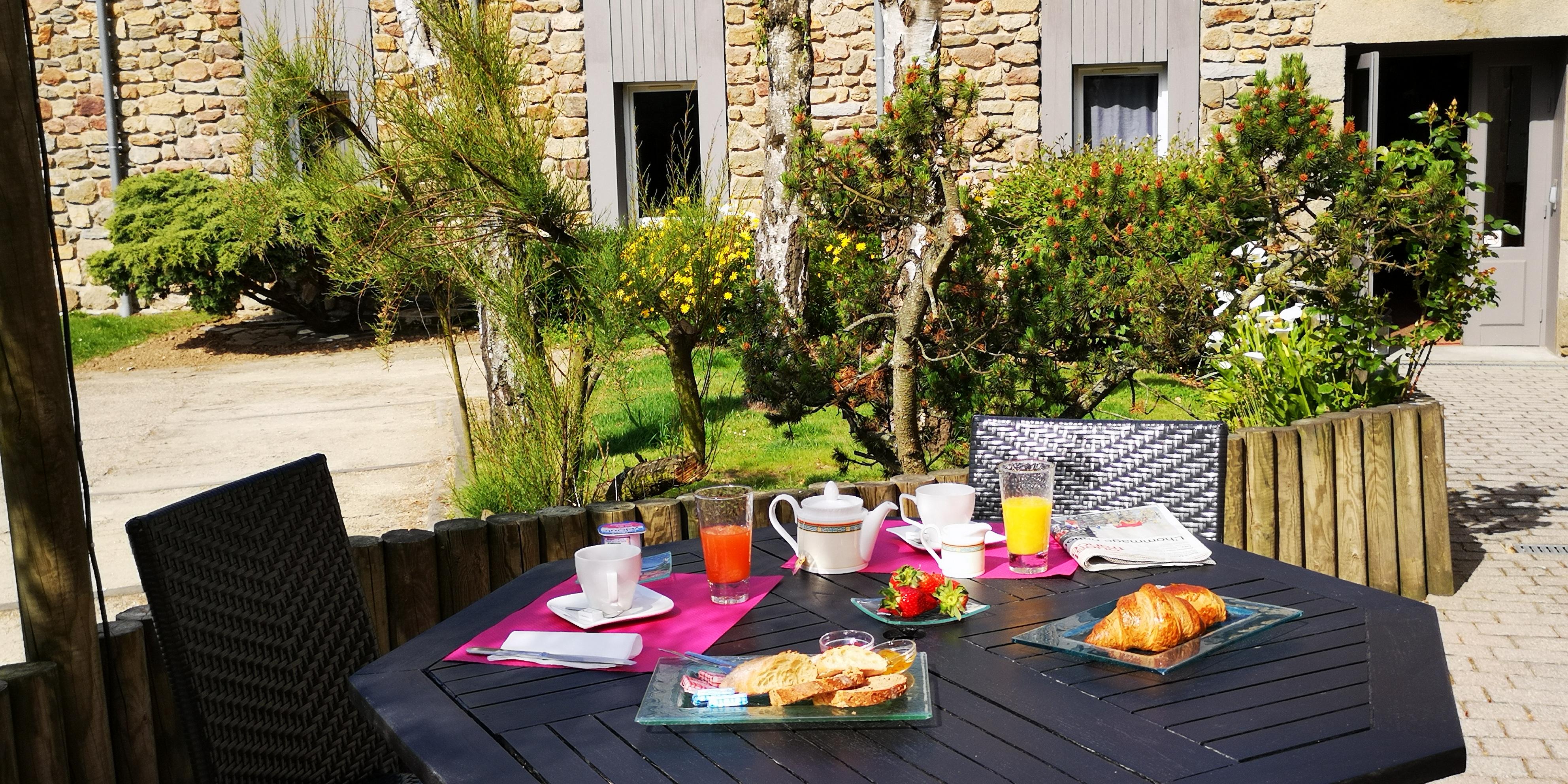 Logis Hotel La Grassinais Saint-Malo Exterior photo